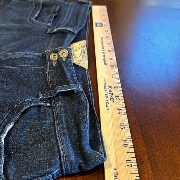 Levi’s High Waist Denim Women’s Shorts Size 14 - Picture 5 of 9